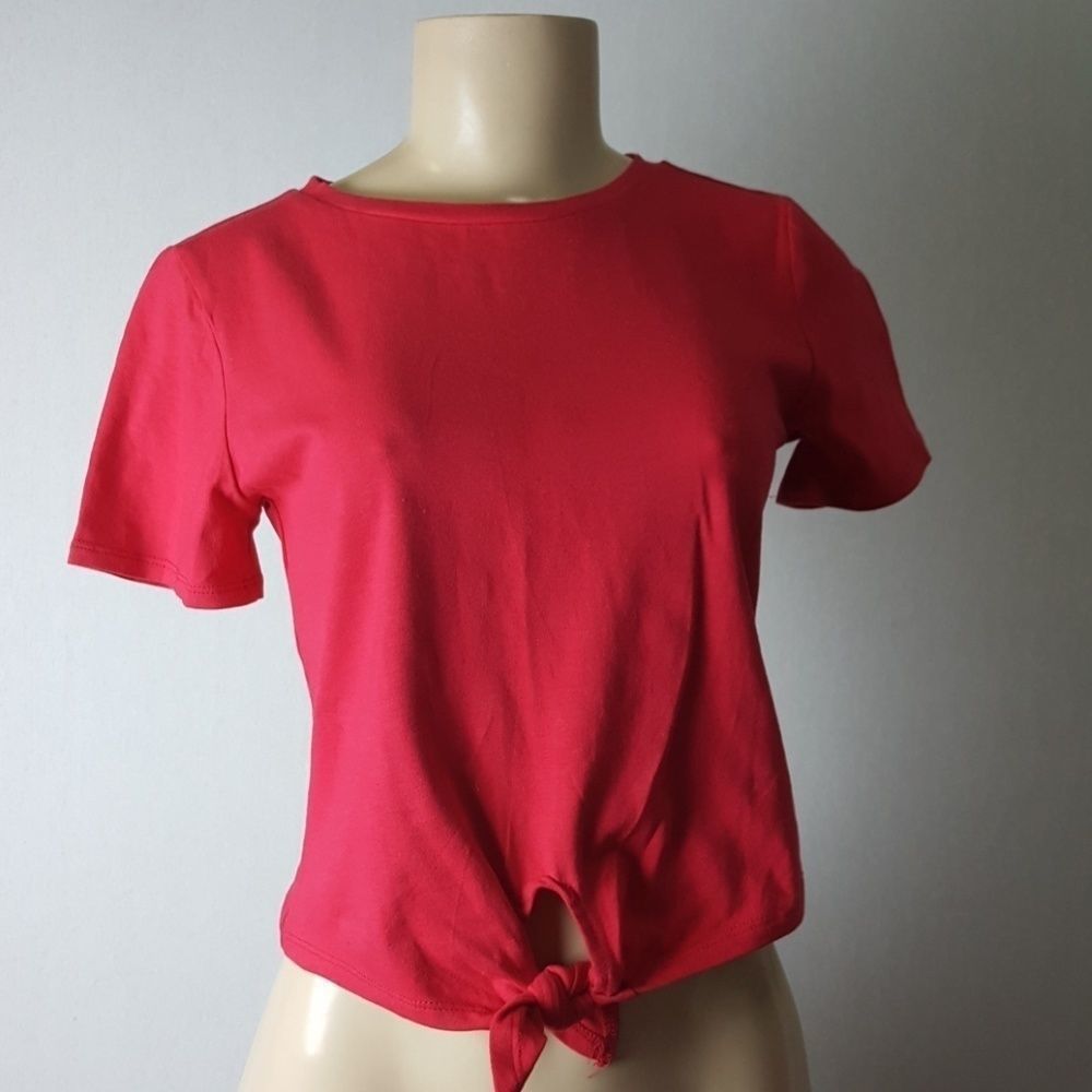 New Love J Red Crop Top Size M